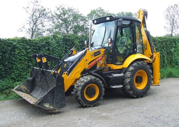 Koparko Ładowarka JCB 3CX z roku 2010 — zdjęcie 1