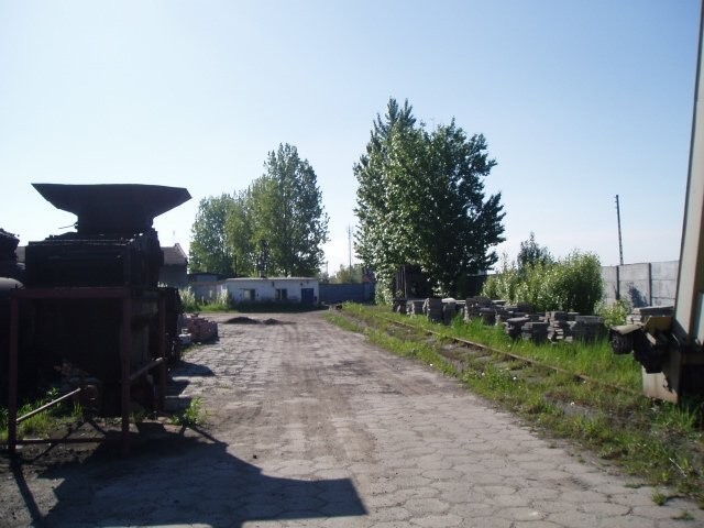 BAZA TRANSPORTOWO- USŁUGOWA — zdjęcie 2