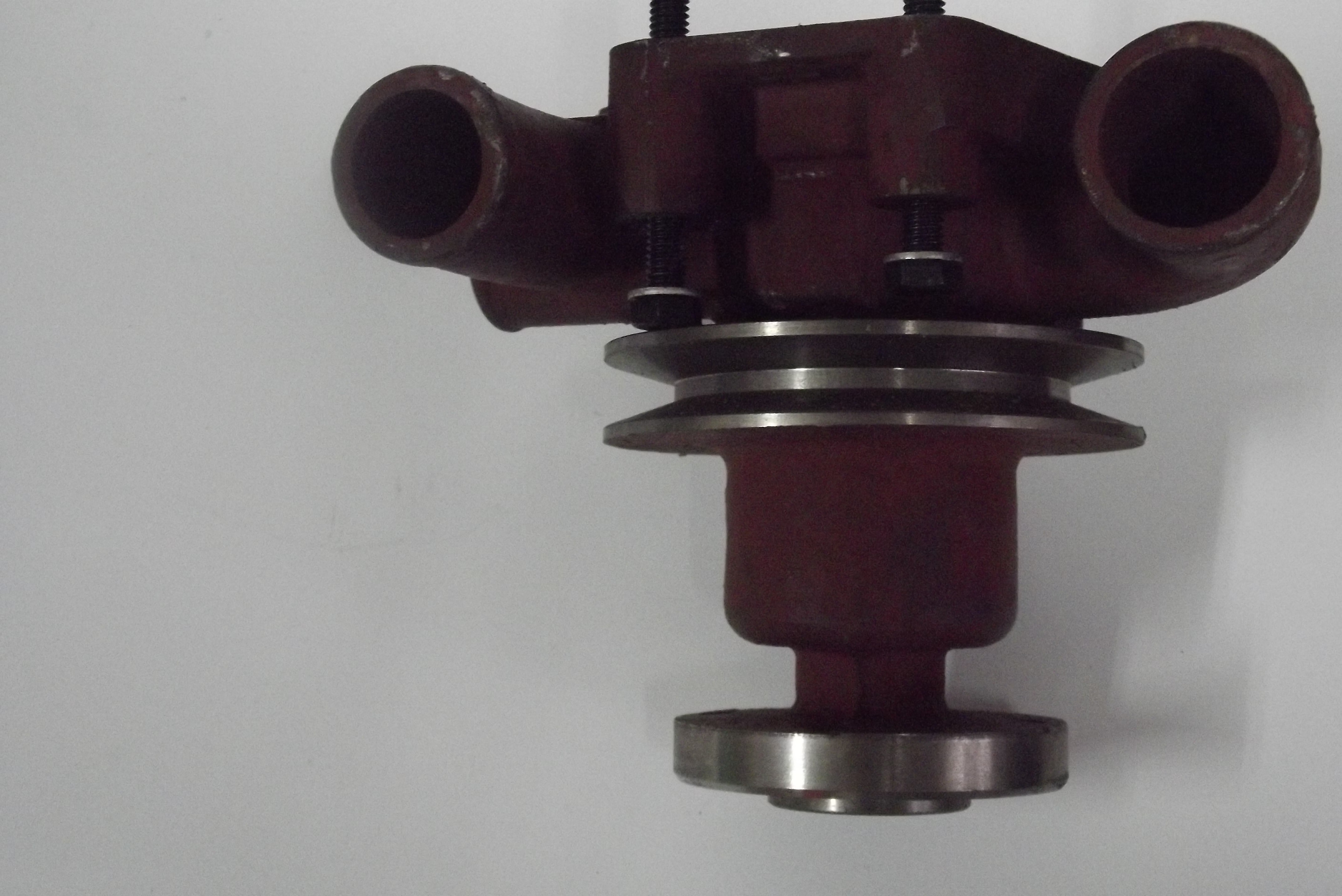 Pompa wody MF 3/MF 235/MF 255 - 1 pasek — zdjęcie 3