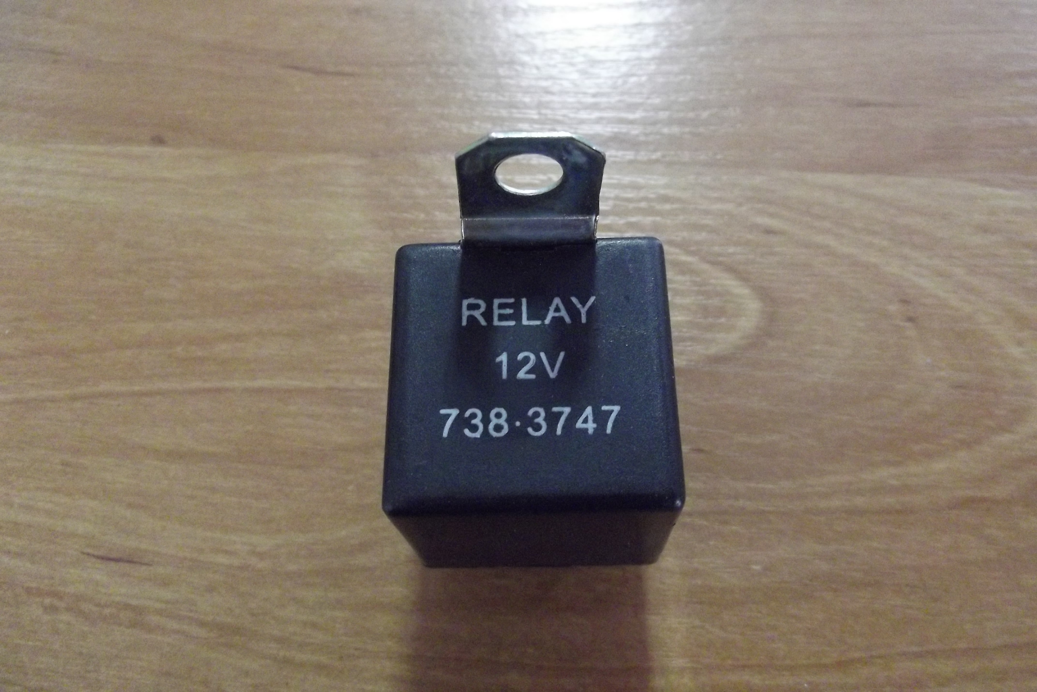 Przekaźnik MTZ 12V — zdjęcie 2