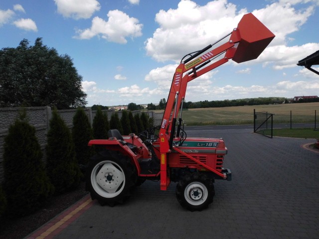 Kubota L-185+Ładowacz czołowy TUR 4x4 super stan Kubota Iseki Yanmar — zdjęcie 7