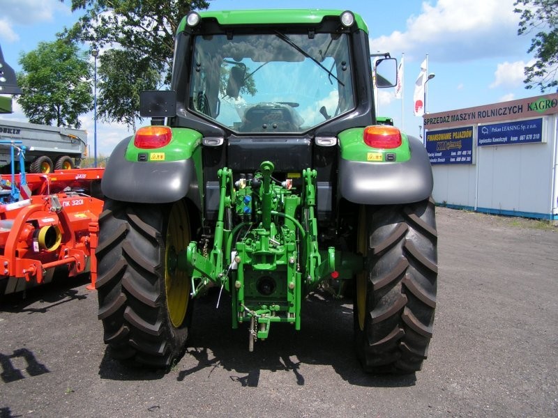 Sprzedam ciągnik rolniczy JOHN DEERE 6130 COMFORT — zdjęcie 3
