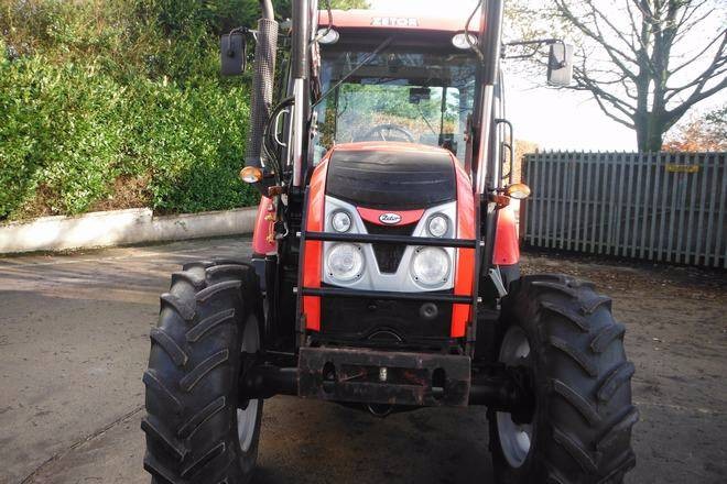 Ciągnik Zetor Proxima 75 — zdjęcie 2