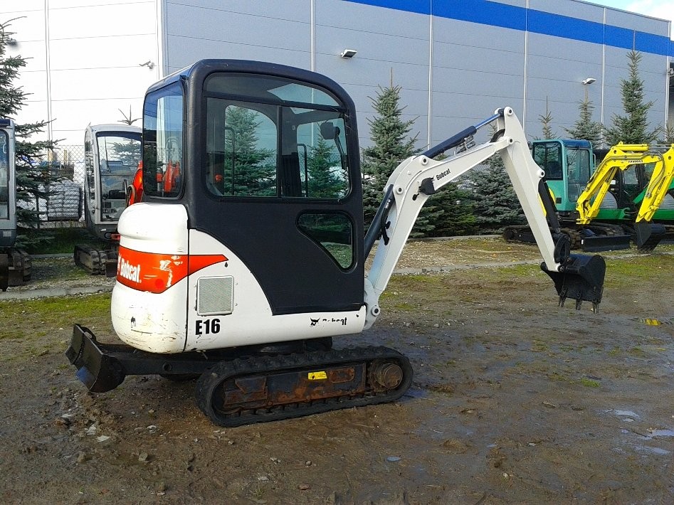 BOBCAT E16 14KM 2011r 1100 mth LEASING — zdjęcie 2