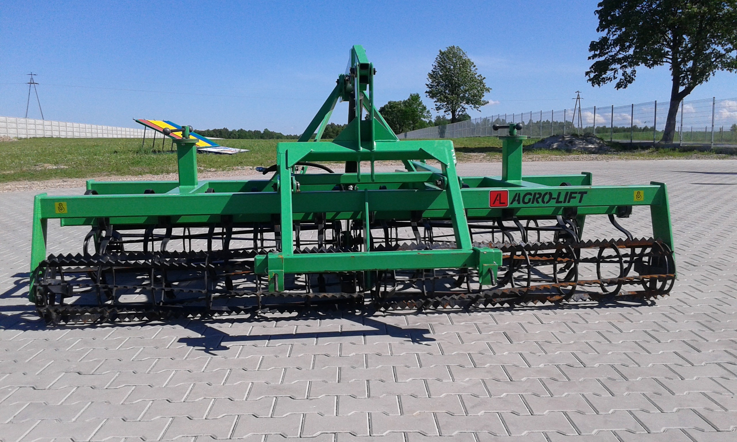 Agregat uprawowo-siewny 3 m  — zdjęcie 1