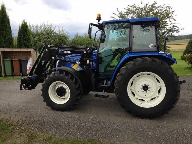 New Holland T5050 — zdjęcie 1
