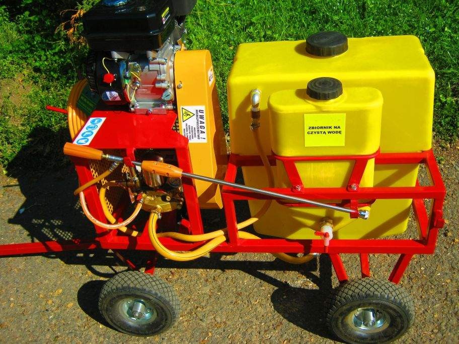 OPRYSKIWACZ SPALINOWY WÓZKOWY ZBIORNIK  80L, SILNIK 6,5 kM, 14-22l/min — zdjęcie 2