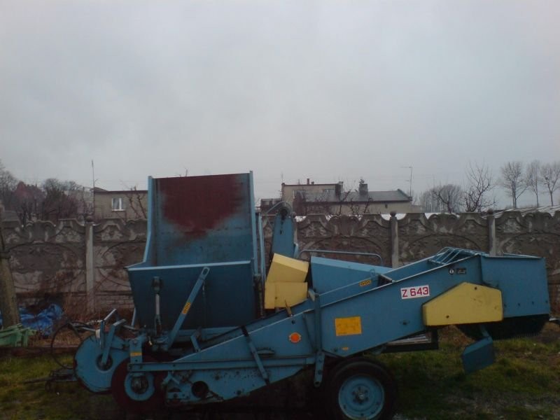 Kombajn ziemniaczany Bolko Z 643
