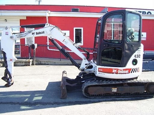 Bobcat 430 — zdjęcie 2