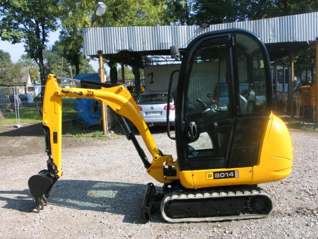 koparkikrakow.pl - JCB 8014 z 2005 roku - sprzedam — zdjęcie 1