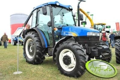 TT65 NEW HOLLAND — zdjęcie 1