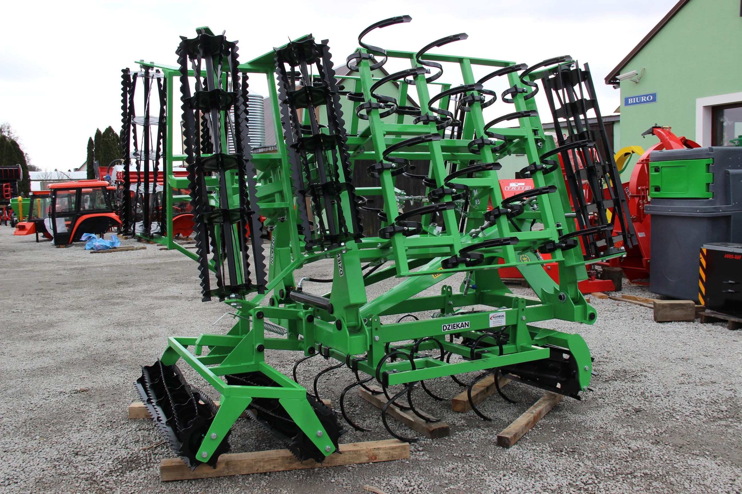 Agregat uprawowy hydrauliczny DZIEKAN hydraulicznie składany — zdjęcie 4