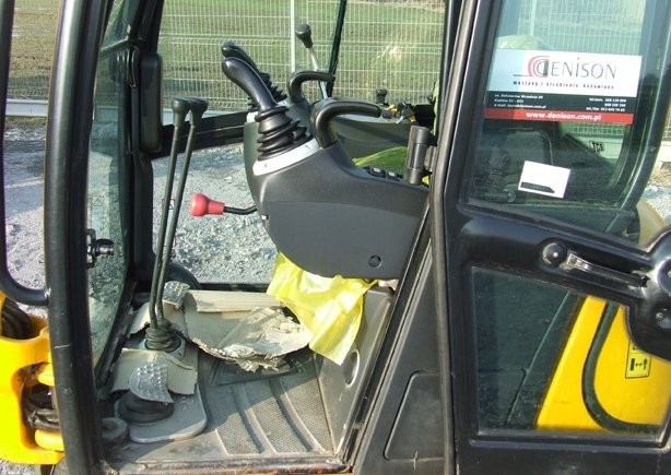 Mini koparka JCB 8014 - rok 2007 — zdjęcie 3
