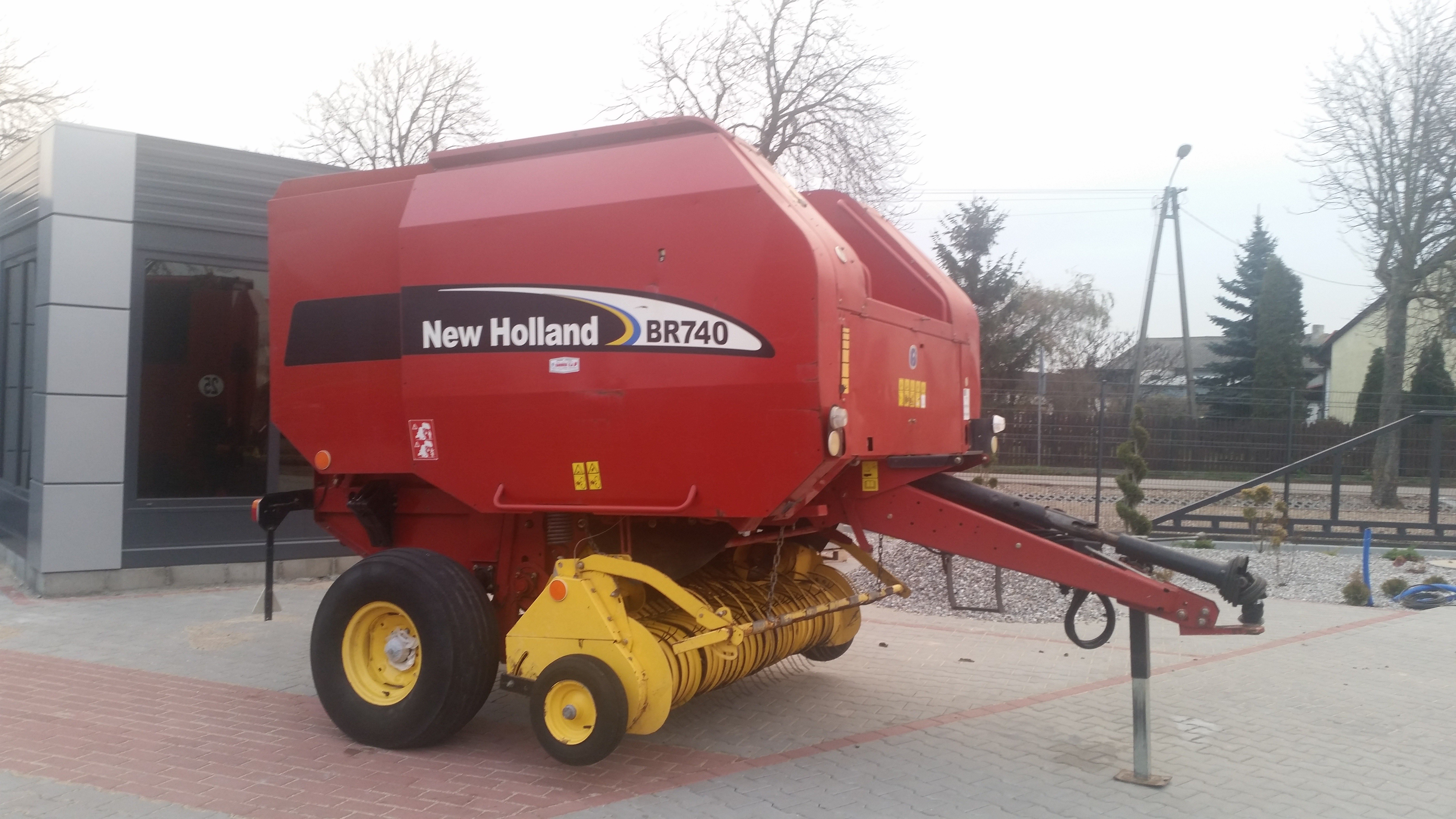 New Holland BR 740 Prasa rolująca — zdjęcie 3