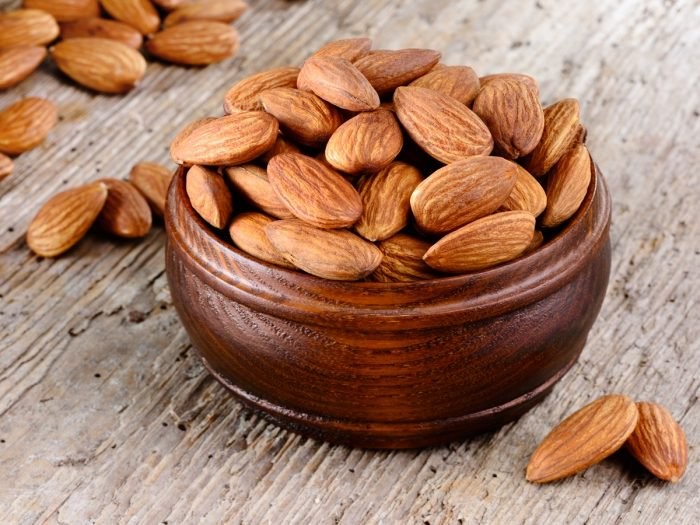 Raw Natural Almond Nuts — zdjęcie 1