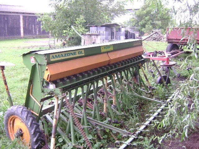 SPRZEDAM SIEWNIK AMAZONE DL 275 — zdjęcie 1