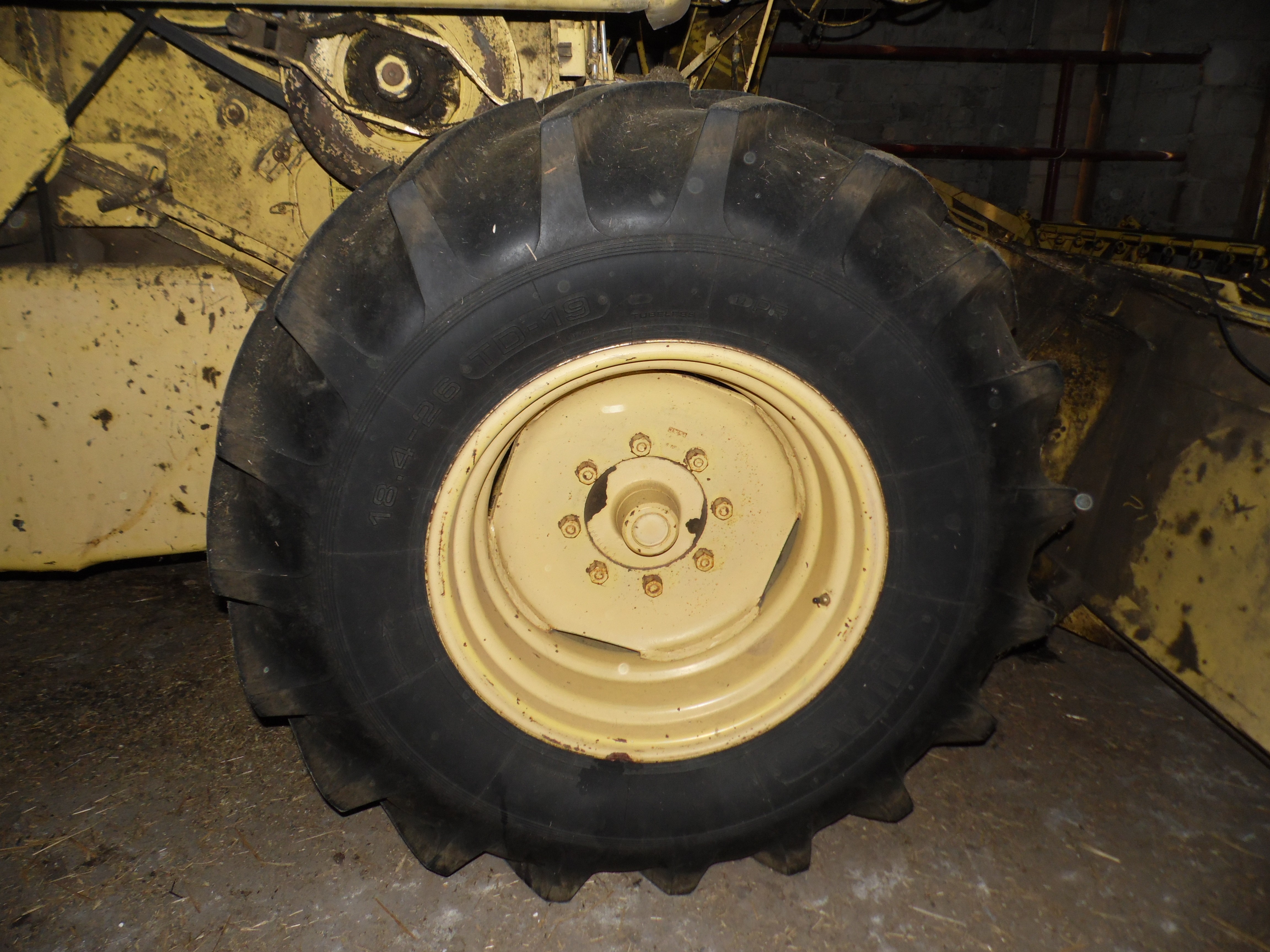 New Holland Clayson 122 — zdjęcie 4