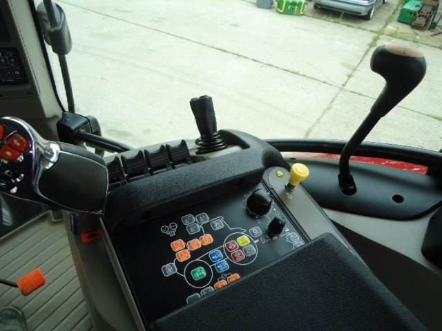 Case IH MAXXUM 140 — zdjęcie 4
