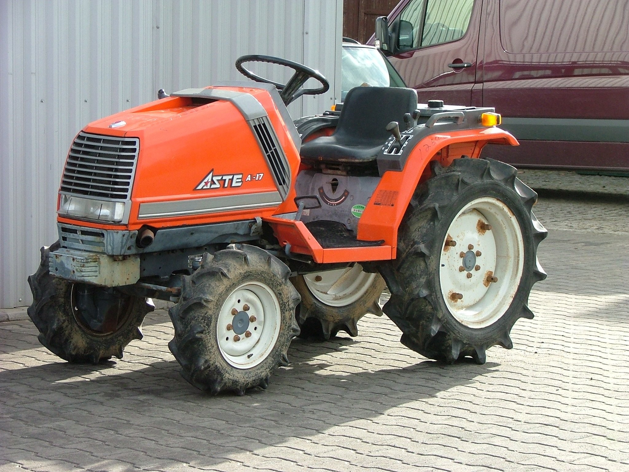 Kubota ASTE A-17 - 2003 — zdjęcie 3