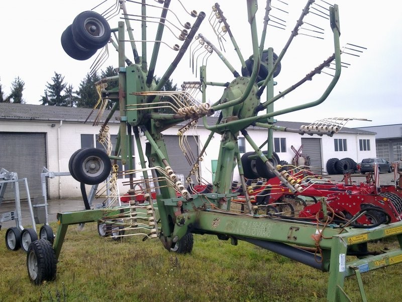 Sprzedam zgrabiarke Krone — zdjęcie 2