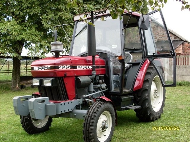 SPRZEDAM ESCORT 335 DUO — zdjęcie 2