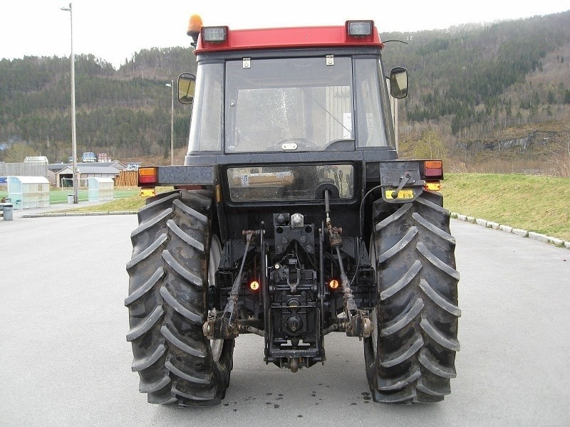 Case IH 4230 — zdjęcie 4