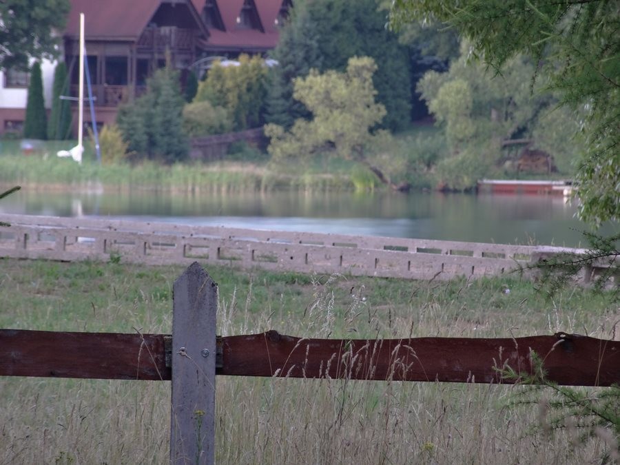 Działka rekreacyjna z widokiem na jezioro Serwy