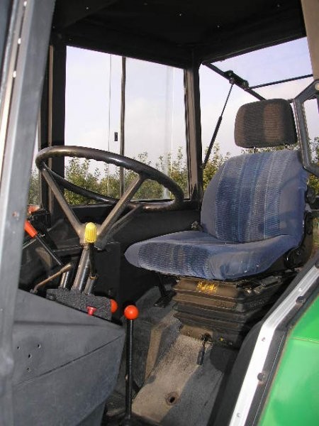 JOHN DEERE 2040 — zdjęcie 5