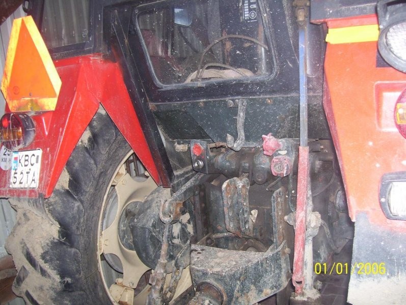 ZETOR 6011 STAN  BARDZO  DOBRY — zdjęcie 1