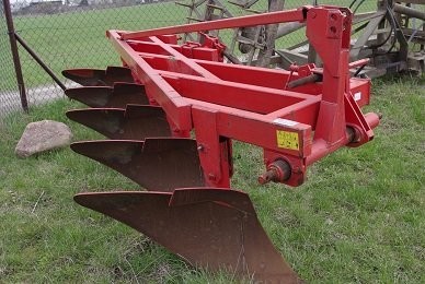 pług akpil 5-skibowy — zdjęcie 4