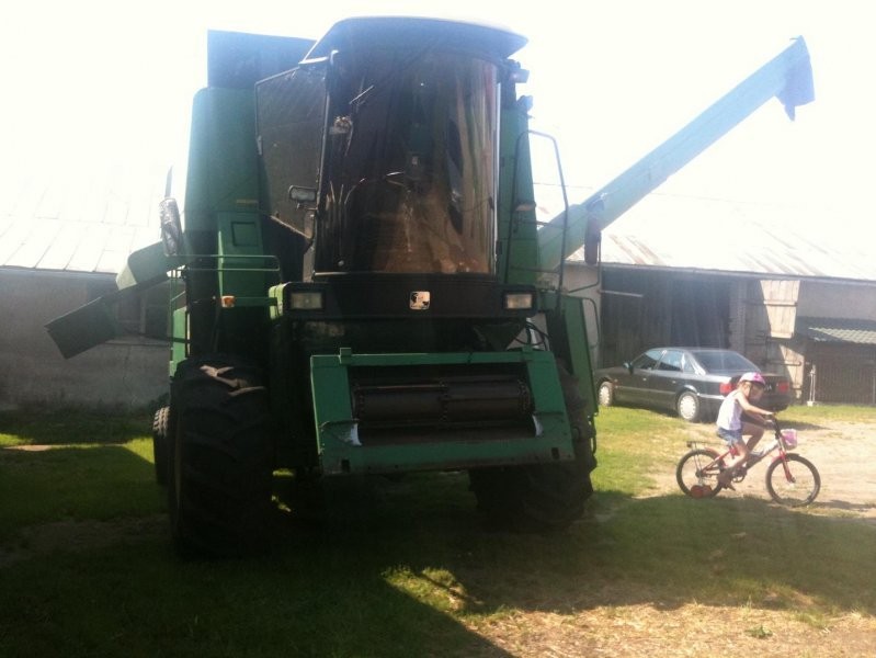 SPRZEDAM KOMBAJN ZBOZOWY John DEERE — zdjęcie 3