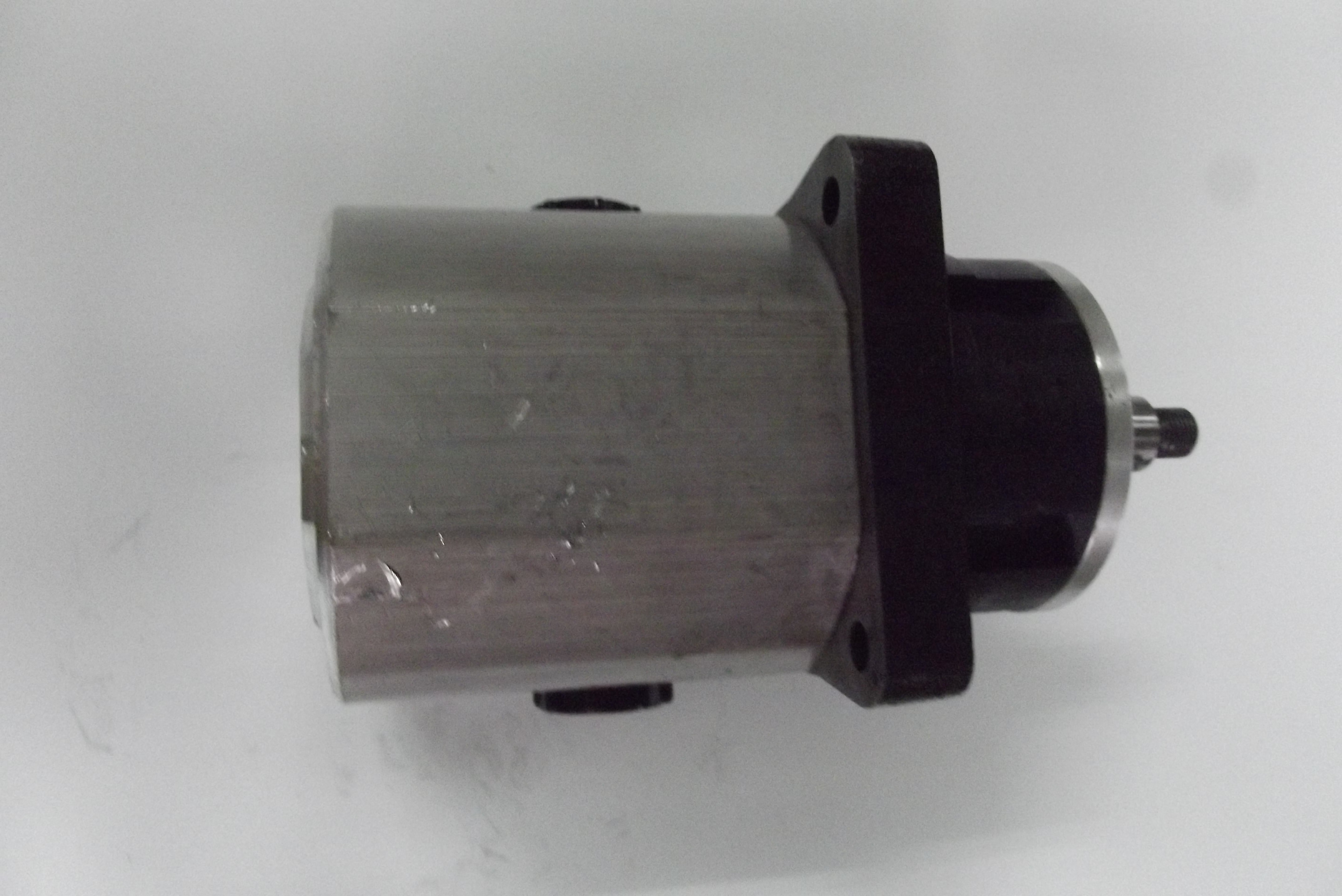 Pompa hydrauliczna BIZON Z -058 PZS-KP2-25 N/T — zdjęcie 3