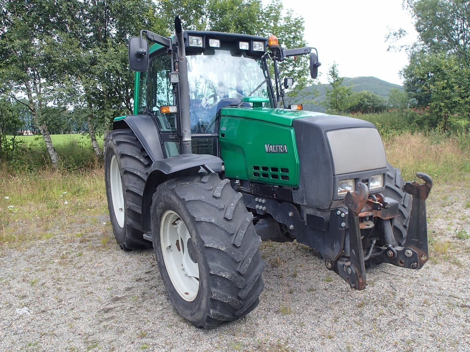 2004 Valtra 6550 — zdjęcie 3