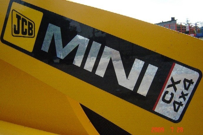4X4-JCB MINI CX Napęd 4X4. Stan idealny. Rok 2008. — zdjęcie 4
