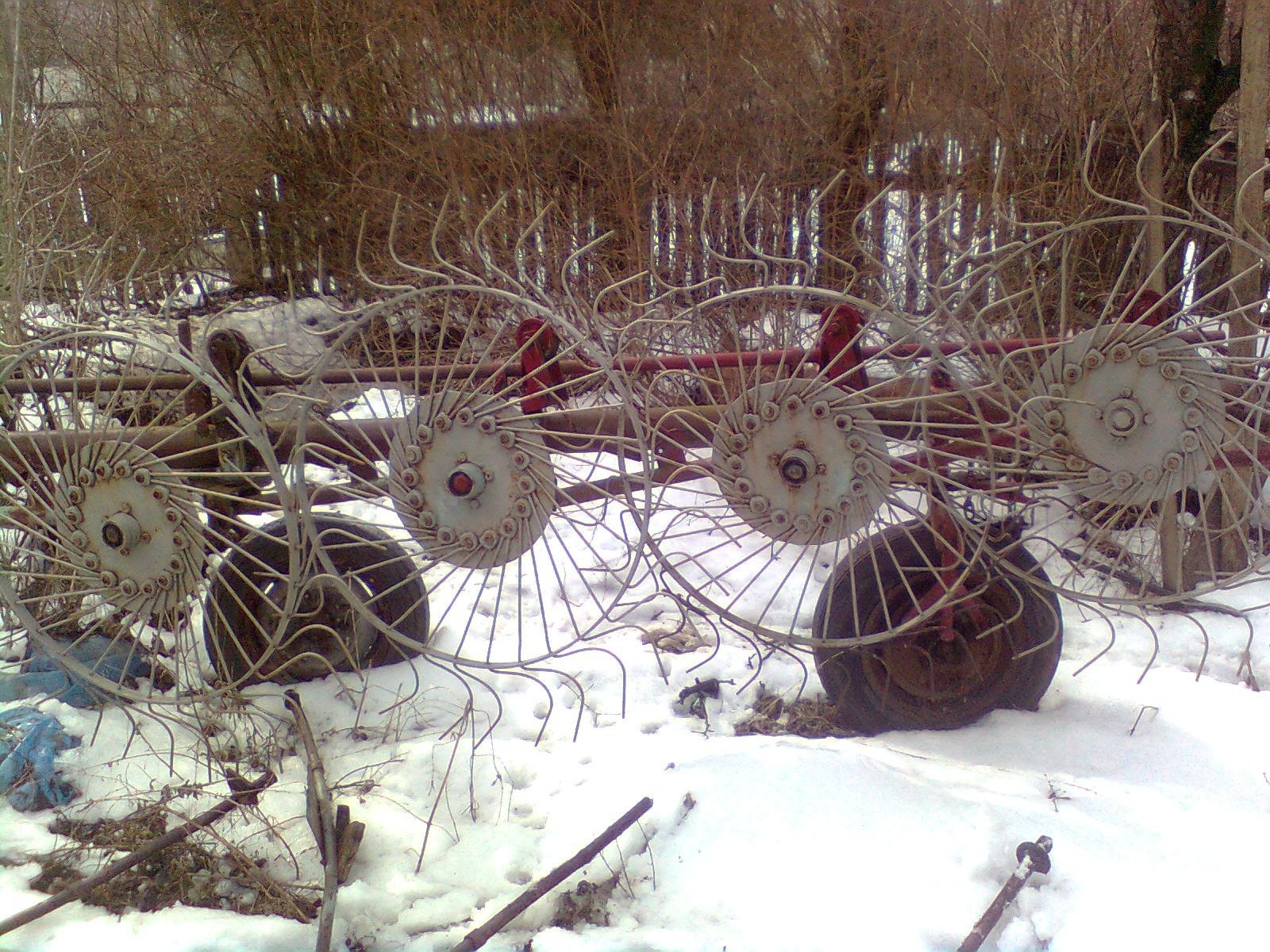 sprzedam przewracarko-zgrabiarkę — zdjęcie 2