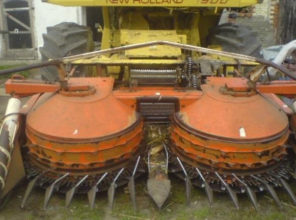 New Holland 1900 s1900 + przystawka kemper 3000 — zdjęcie 1