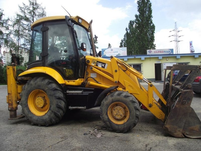 JCB 3CX Sitemaster z 2004 roku — zdjęcie 3