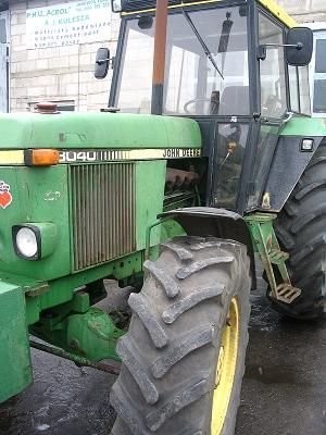 John Deere 3040 — zdjęcie 2