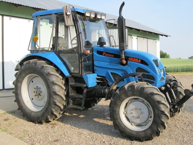 Ciągnik PRONAR 1025A — zdjęcie 2