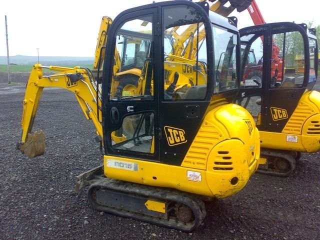 Minikoparka Gąsienicowa JCB 8015 2005rok — zdjęcie 1