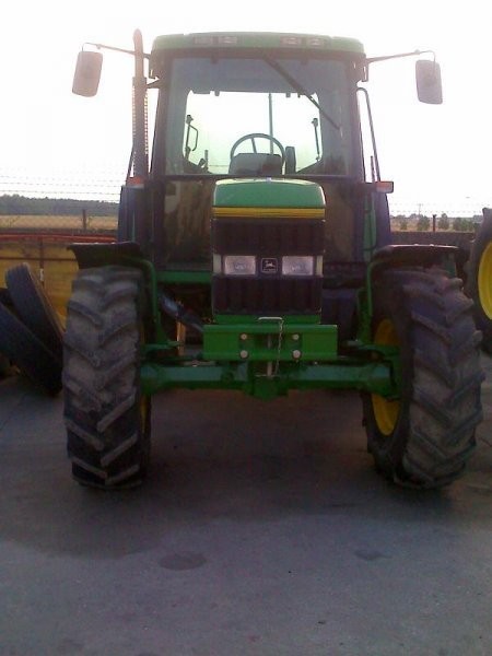Ciągnik John Deere 6400 — zdjęcie 1
