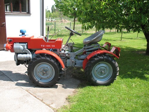TRAKTOREK OGRODNICZY TZ - 4K - 14 — zdjęcie 1