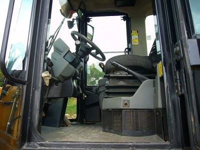 CATERPILLAR-930G — zdjęcie 1