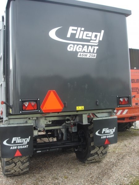 Fliegl ASW 258 Gigant — zdjęcie 2