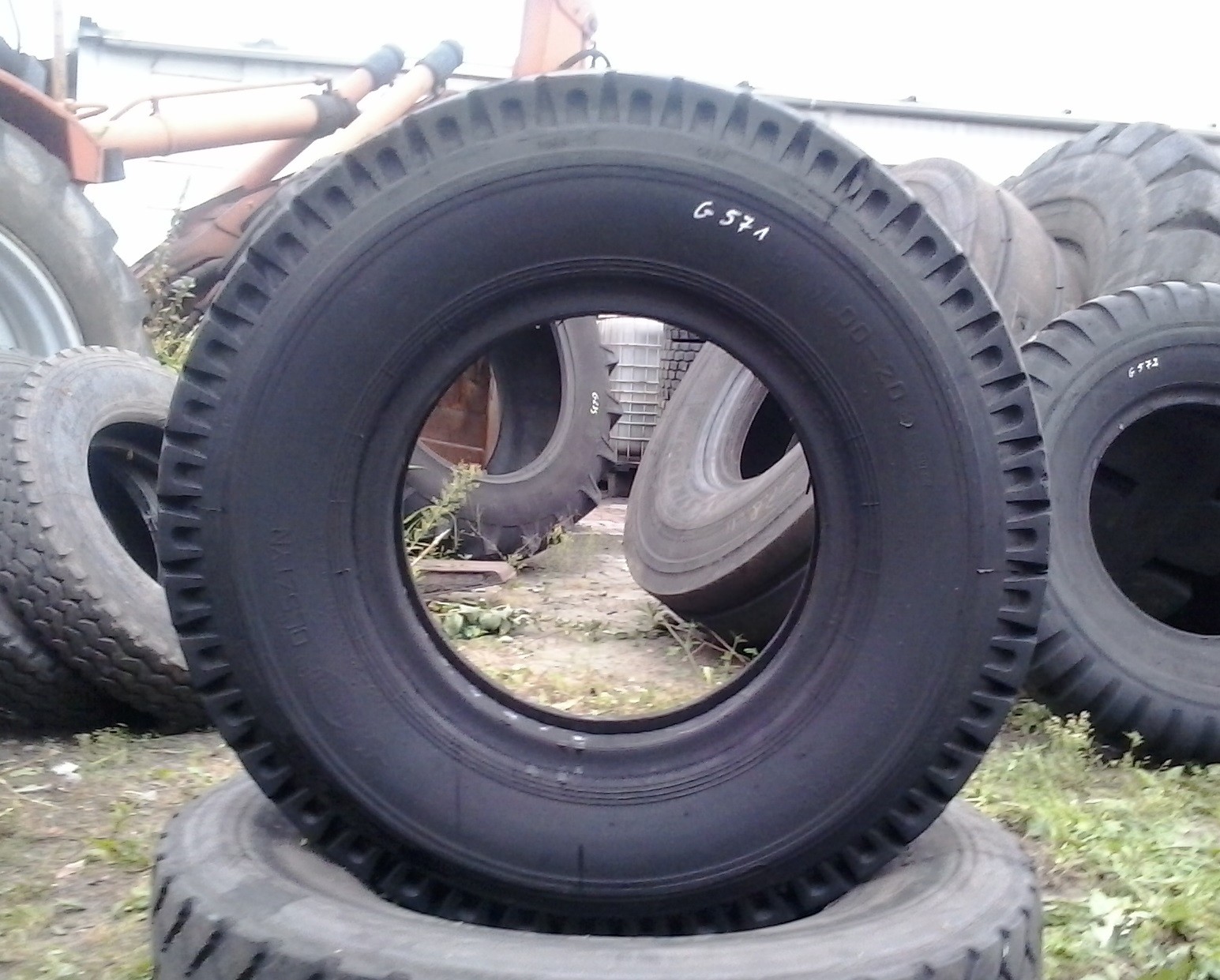 (G571) Opona 11.00-20 Stomil  — zdjęcie 2