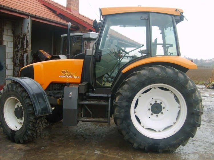 Ciągnik RENAULT ERGOS 105 — zdjęcie 1