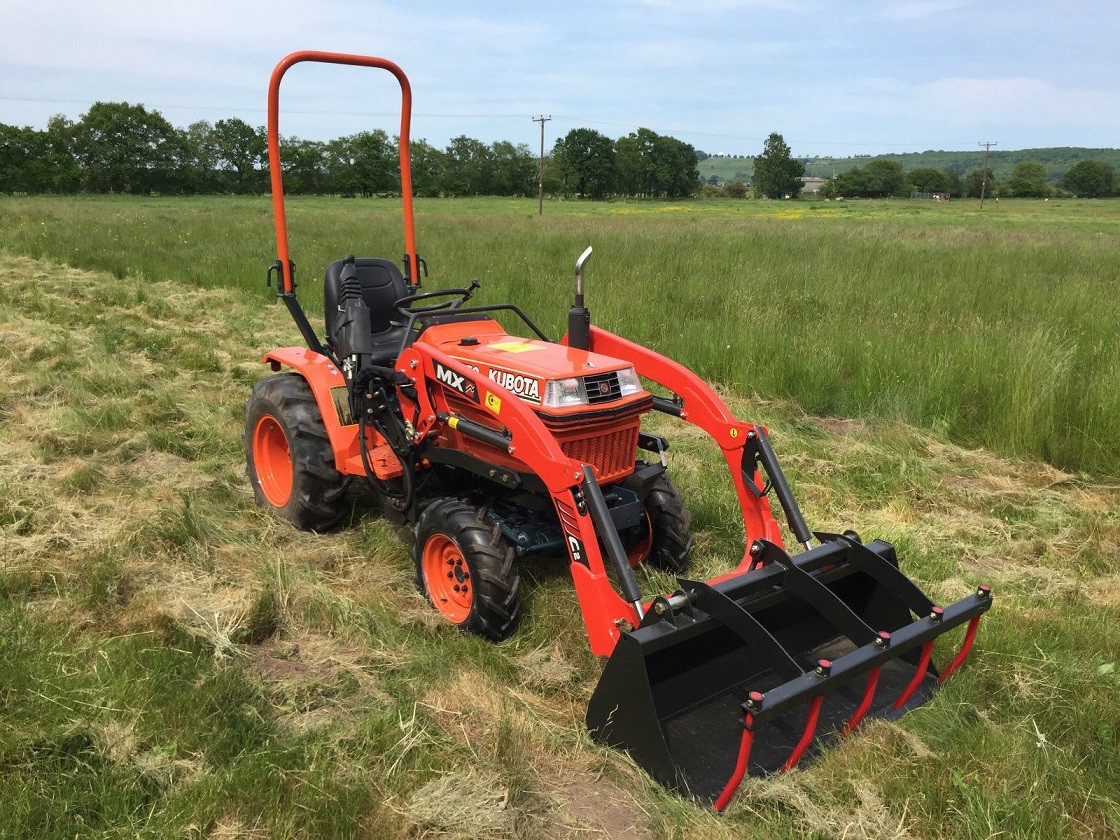 Ciągnik Kubota B-I7-50D — zdjęcie 2
