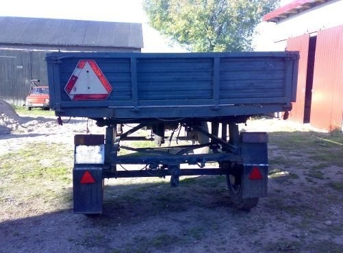 Sprzedam Przyczepe D47A 4.5t 3 strony wywrot — zdjęcie 1