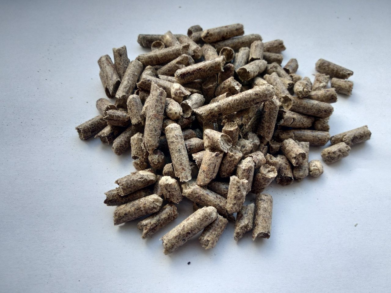 Pellet Drzewny A1 sosnowy, worki 15kg, big bag. — zdjęcie 2