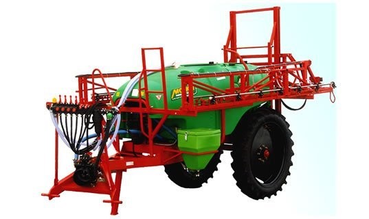 Opryskiwacz polowy 4000l / 24m